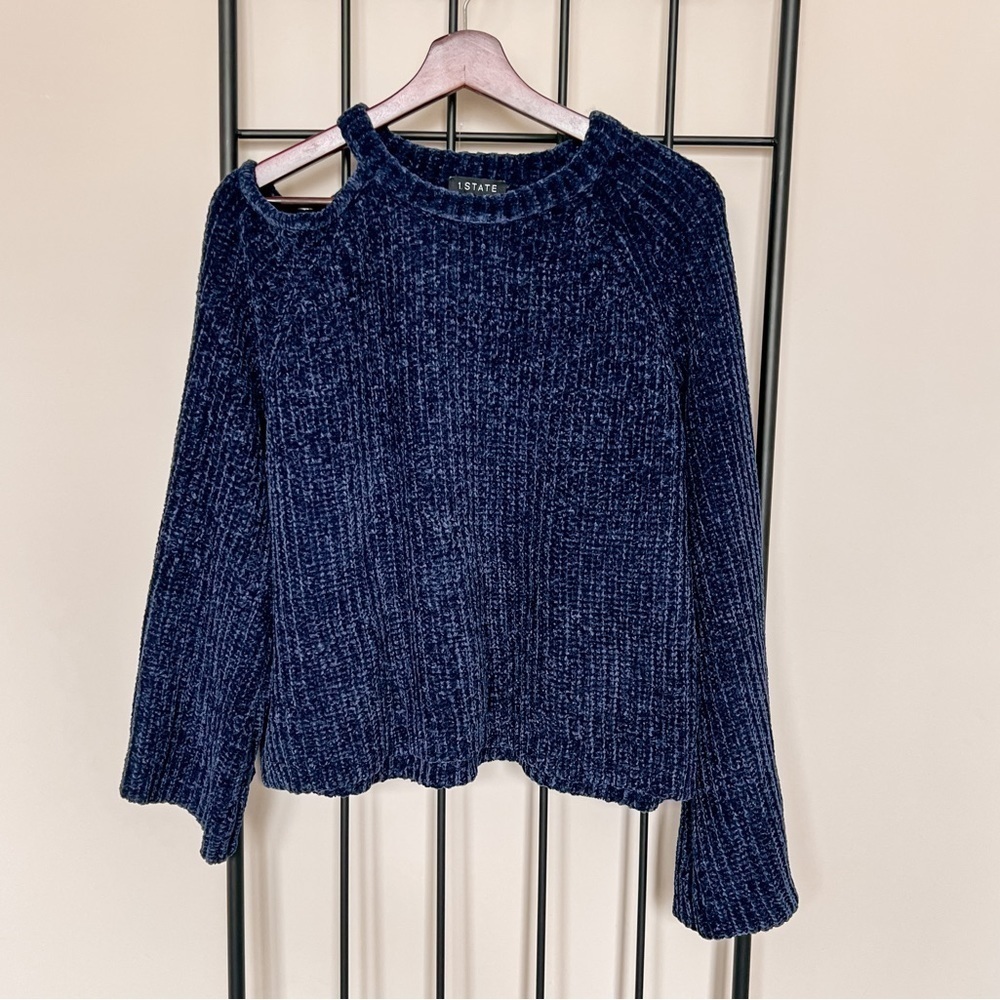 1. State Off the Shoulder Chunky Knit Sweater Sz M